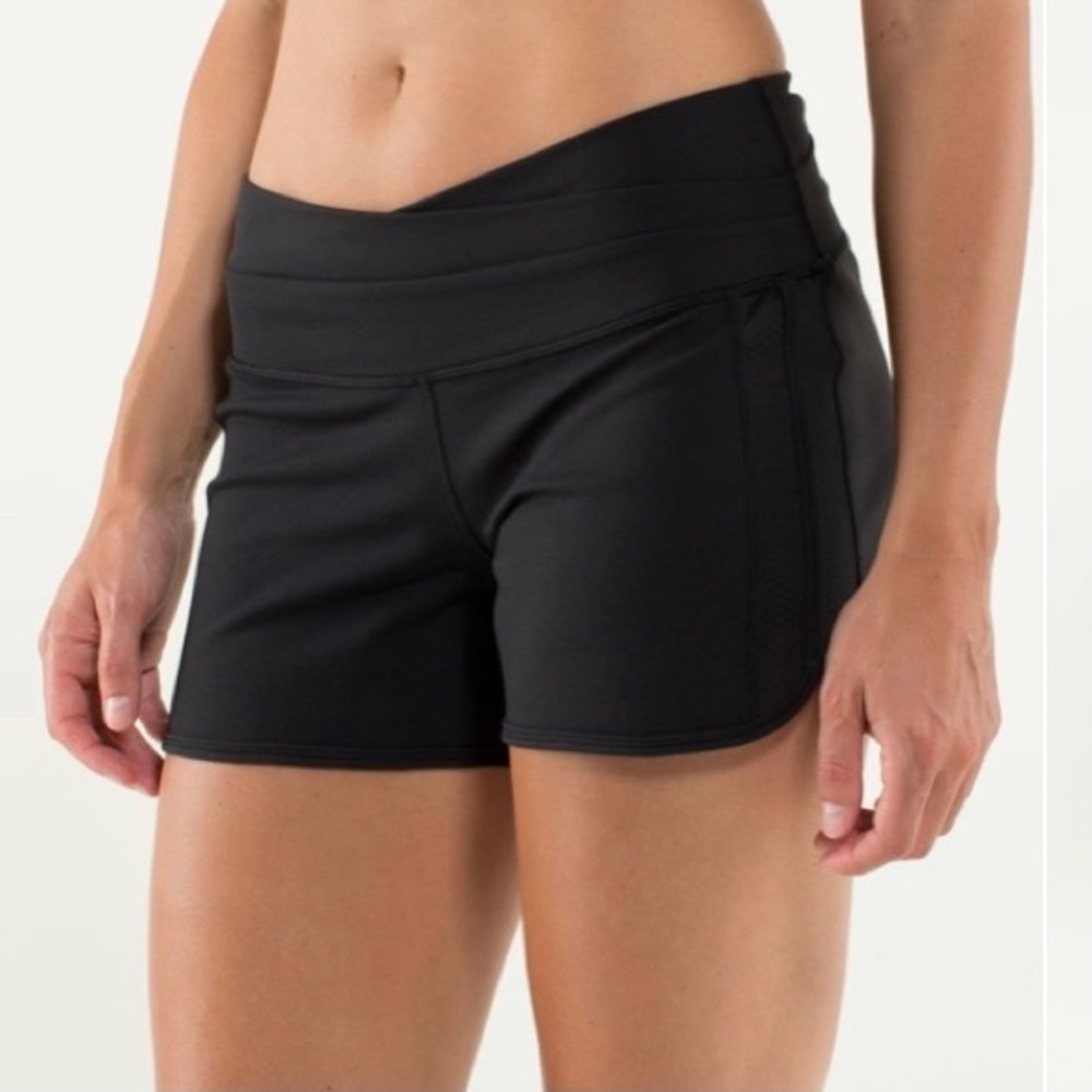 Lululemon Astro Short 4